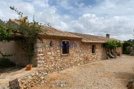 Farm with 3 Bedrooms Baron of S. Miguel, Budens