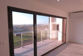 Apartment T4 Duplex - New - Montijo