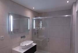 Apartment T4 Duplex - New - Montijo