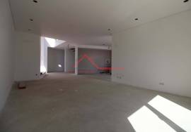 Oleiros - Excellent V4 in the final stages of finishing!