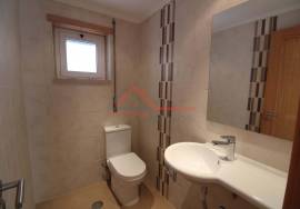 3 bedroom townhouse with garage - Vale Flor, Almada