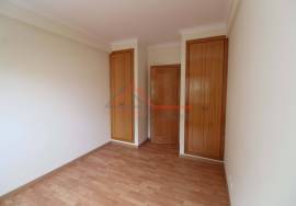 3 bedroom townhouse with garage - Vale Flor, Almada