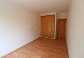 3 bedroom townhouse with garage - Vale Flor, Almada