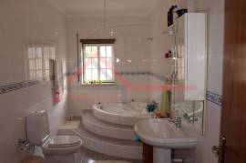 Detached 3 bedroom villa - Ramalhosa, Caldas da Rainha