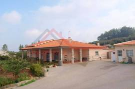 Detached 3 bedroom villa - Ramalhosa, Caldas da Rainha