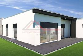 New 3 bedroom villa with garage - Azeitão