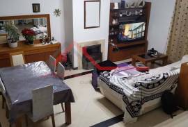 Semi-Detached 3 + 1 Bedroom Villa with Pool - Oleiros, Azeitão