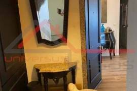 Refurbished 2 bedroom apartment with parking and storage room - Nova Azeda, Setúbal
