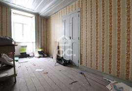 Building to recover next to Praça do Comércio! Building to recover next to Praça do Comércio!