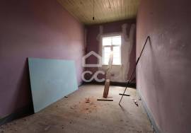 Building to recover next to Praça do Comércio! Building to recover next to Praça do Comércio!