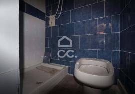 Building to recover next to Praça do Comércio! Building to recover next to Praça do Comércio!