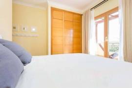 T2 Villa With Private Pool For Sale In Burgau