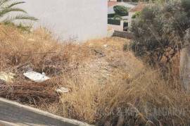 235 Square Meter Land For In Lagoa