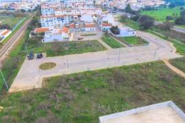 1472 Square Meter Land For Sale In Parchal