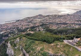 Land - Monte (Terreiro da Luta) Land - Monte (Terreiro da Luta)