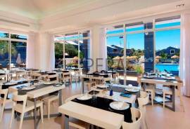 Resort hotel for sale in Praia da Luz, Lagos