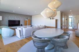 3 bedroom flat for sale in Vilamoura, located in a luxury condominium