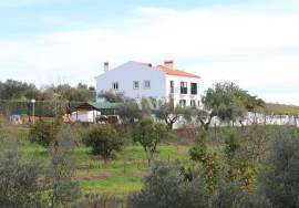 CAMPO MAIOR - Fabulous Farm with Nature Reserve rating