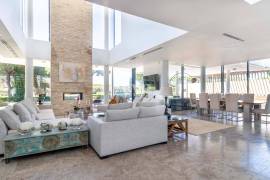 5+2 bedroom villa for sale in Vilamoura, with heated pool