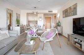 1 bedroom apartment in condominium with swimming pool in Albufeira