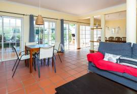 3+2 bedroom villa for sale in Vilamoura, with private pool