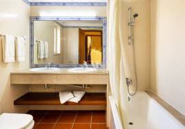 3+2 bedroom villa for sale in Vilamoura, with private pool