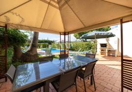 3+2 bedroom villa for sale in Vilamoura, with private pool