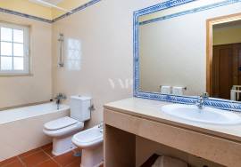 3+2 bedroom villa for sale in Vilamoura, with private pool