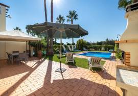3+2 bedroom villa for sale in Vilamoura, with private pool