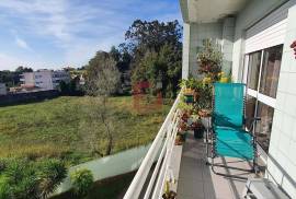 1+1 apartment with balcony and box in Vilar do Paraíso