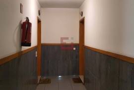 1+1 apartment with balcony and box in Vilar do Paraíso