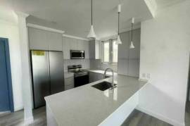 New Modern 2 Bed Apartment at The Estates at St George – Unit B202