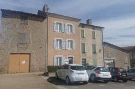 HAUTE VIENNE - Charming Townhouse in the heart of a beautiful regional town