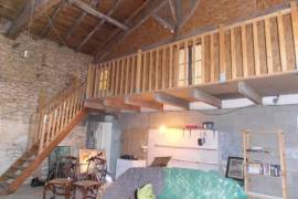 €149500 - Pretty 4 Bedroomed Cottage Near Civray