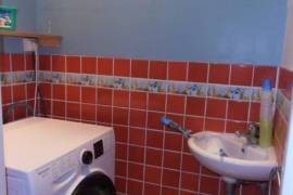 €149500 - Pretty 4 Bedroomed Cottage Near Civray