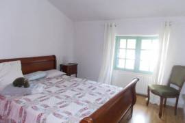 €149500 - Pretty 4 Bedroomed Cottage Near Civray