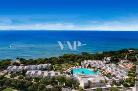 Tourist resort for sale in Albufeira, with sea views