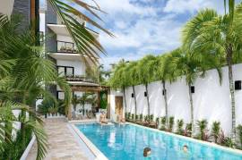 Modern, Private And Well Located