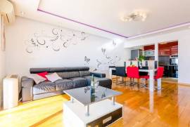 Luxury 2 Bed Apartment For Sale in Dubrovnik