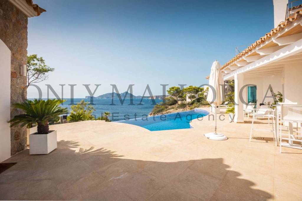 LA MOLA VILLA FOR SALE IN PORT ANDRATX