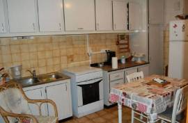 Detached House with Garden Detached House with Garden