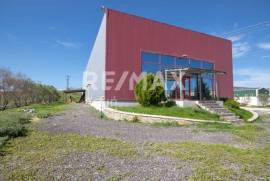 Small industrial Space 620 sq.m for sale