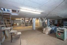 Small industrial Space 620 sq.m for sale