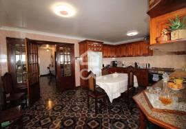 House with 2+1 Bedrooms - São Miguel - Vila Franca do Campo