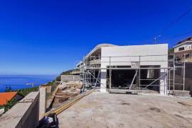 3 Bedroom House - The Comfort of Contemporary Life in Calheta