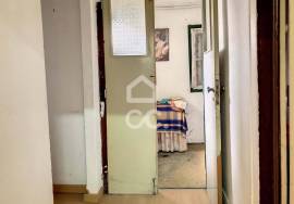 Semi-detached house - House to recover in the city center