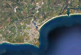 PLOT TO BUILD - CLOSE TO TOWN & BEACH