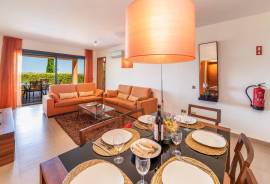 An amazing 3 bed apt with private Swimming pool