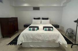 Luxury 4 Bed House For Sale in Vredehoek Cape Town South