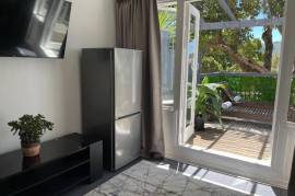 Luxury 4 Bed House For Sale in Vredehoek Cape Town South